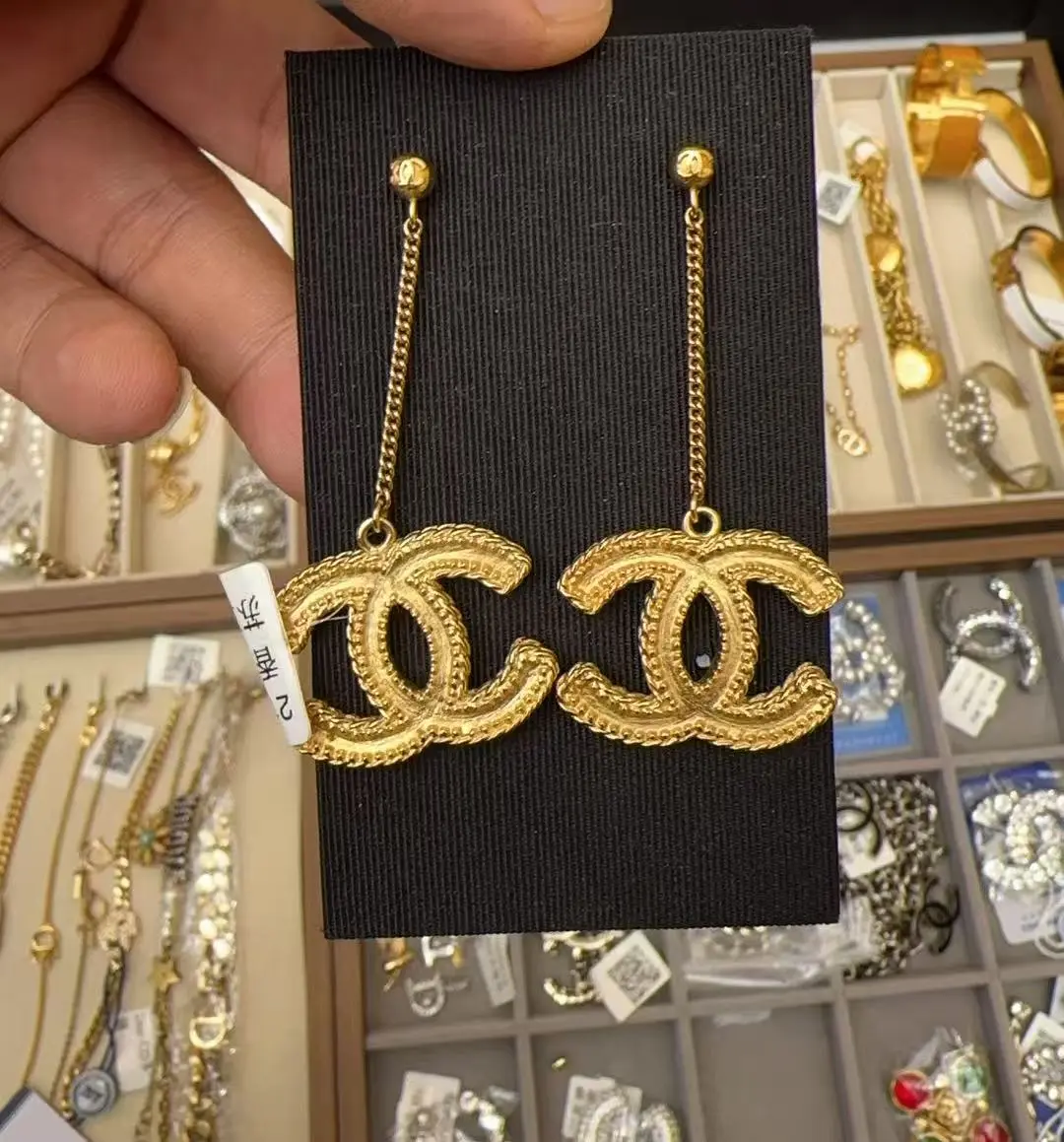 Pre-owned Chanel H5 Gold Double C Drop Earrings, Metal Jewelry, Style BZ0606010