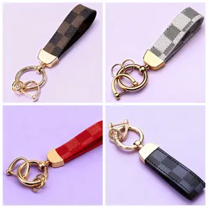 Unisex Leather Print Keychain Lanyard, 80x20mm Universal Horseshoe-Shape Metal Buckle, Car-Friendly Key Rings, Durable Leather Strap, LED Glowing Pumpkin Skull Fashion Accessory, Car Accessory, Women's Party Gift, Car Accessories
