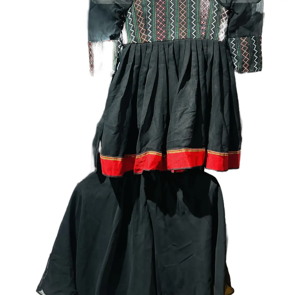 Newari Suruwal Sarara Kurtha - Traditional Clothing for Women