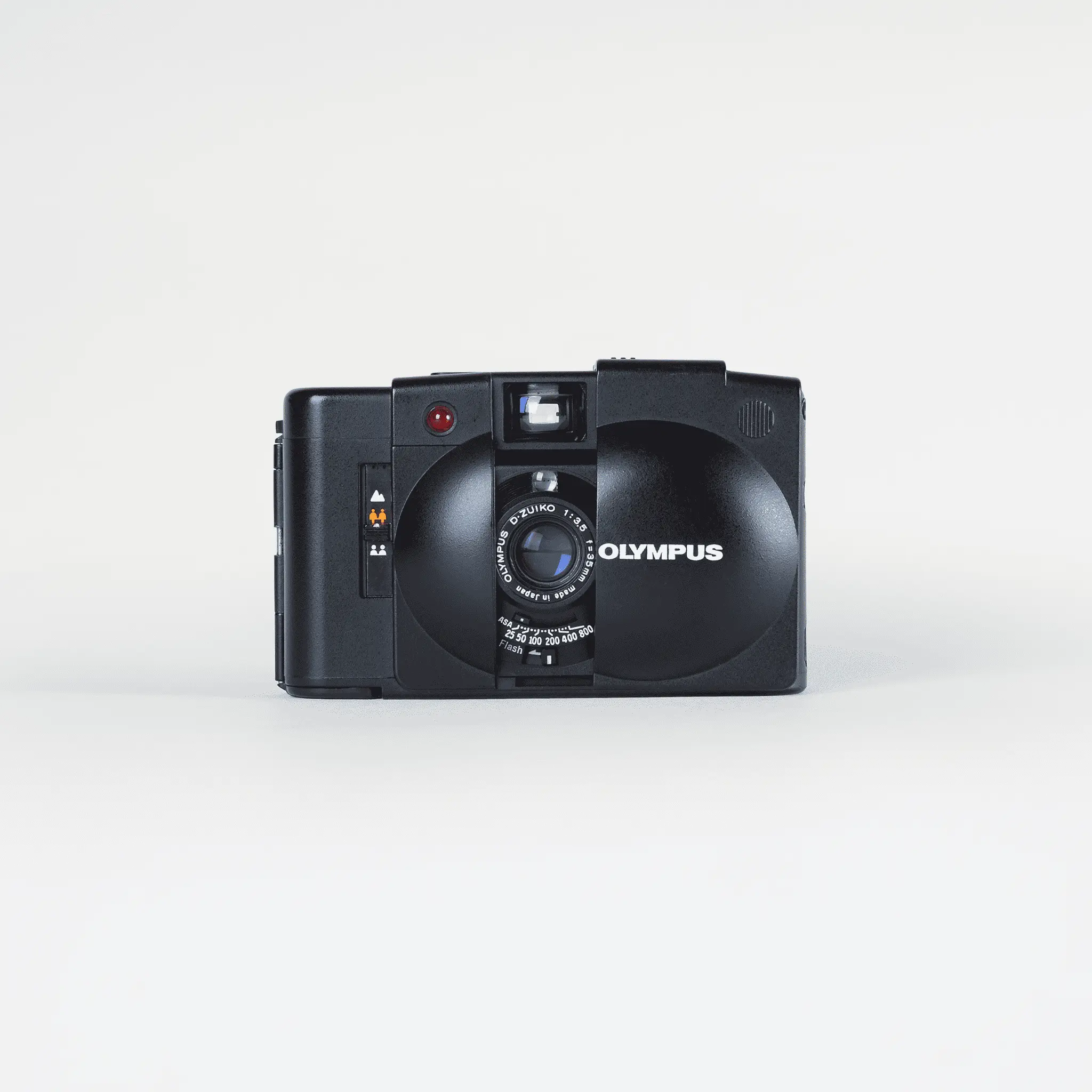 Olympus XA2 (Flash Optional) Olympus XA2 (Flash Optional)