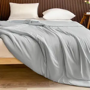Cooling Comforter – Ultra Soft & Skin-Friendly Quilt for Hot Sleepers, Lightweight Cozy Blanket for Fall and Winter, Breathable All-Season Bedding for Bed or Couch,  Machine Washable, Sleep Must-Have for Relaxed Nights，Gift for Mother’s Day