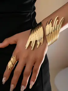 Stylish Vintage Minimalist Chunky Jewelry Set, Unique Design, Includes Textured Wing Bracelet & Ring, Ideal for Women's Daily Wear, Elegant Fashionable Jewelry