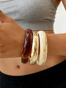 Women's Fashionable Acrylic & Metal Bracelet Set, Vintage Resin Amber Pattern, Stackable Cuff Bangles, All-Season Wear, High Quality Bracelet