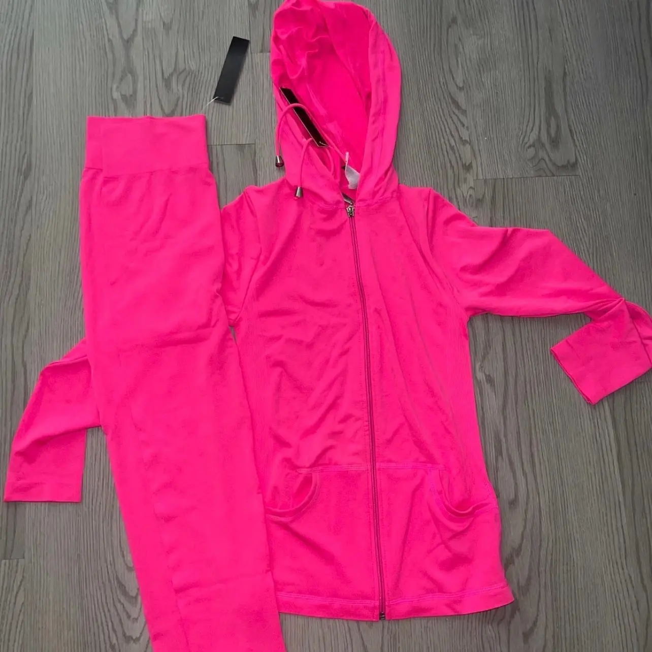 Basic Tracksuit
