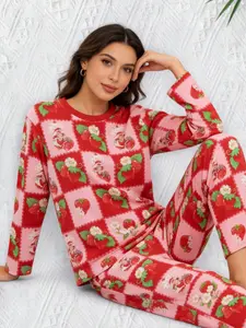 Cute strawberry pajamas Women's Strawberry Plush Printed Sleepwear Set, Short Sleeve Shorts Long Pants Comfortable Loose Fit Casual Soft Fabric Home Wear Loungewear All Seasons Homewear Womenswear Lady