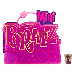 Mini Bratz Collector’s Case with Exclusive Collectible Figure, Holds 60+ Minis