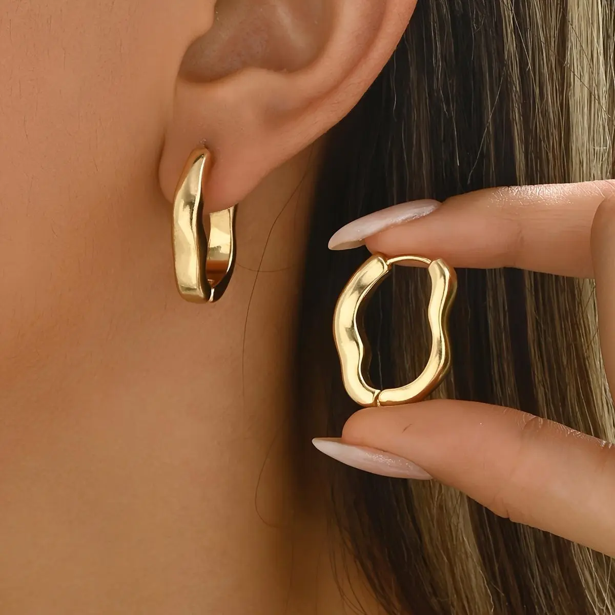 Women's Copper Drop Earrings - Elegant Irregular Design, Stylish for Daily Wear or Engagement, No-Frills Costume Jewelry Accessory