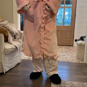 TFNOSIZE Fall & Winter Fitted Flannel Long Sleeved Robe with Ruffle Hem Fursuit, Cozy Warmth and Elegant Style, Thick and Soft Layered Bathrobe Elegance Feminine