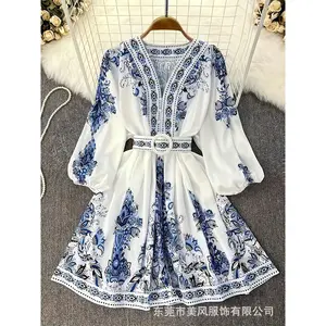 2025 Autumn New Cross-Border Women's Fashion Elegant V-Neck Long Sleeve Bohemian Print Lantern Sleeve Dress