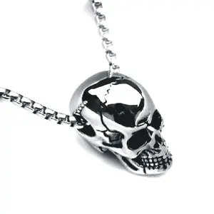 Titanium Steel Skull Pendant Necklace for Men Hip-Hop Trend Halloween Men's Pendant, Skull Necklace, Halloween Men's Pendant