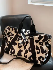Black and white leopard print single shoulder handbag travel bag, leisure versatile short-distance travel single shoulder crossbody, retro practical item, suitable for shopping travel outing storage. Travel Duffel Bag Fashionable Duffel Bag