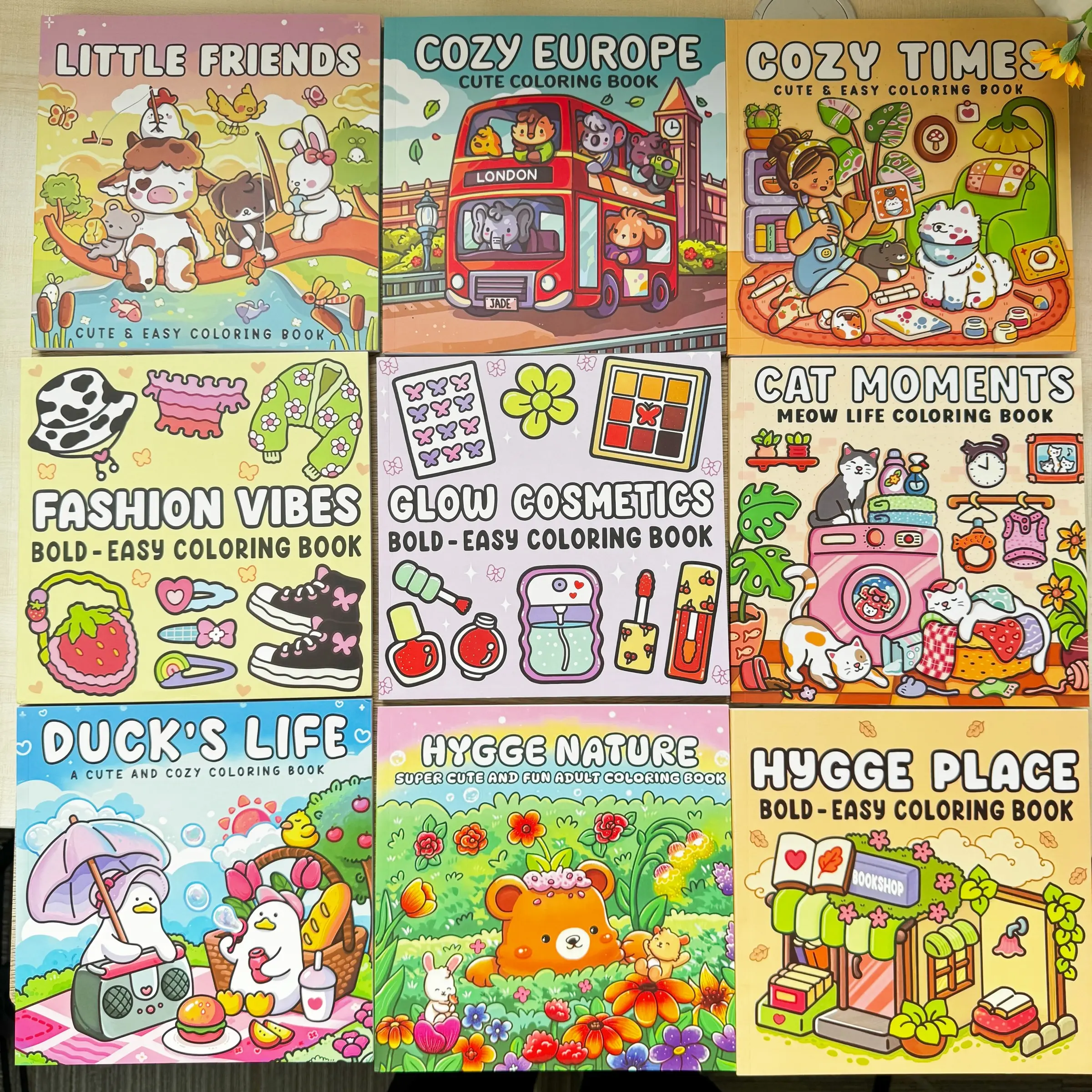 SUPER CUTE COLORING BOOK - 40 to 52 Hand-drawn Pages for Adults & Teens - Creative Space High-quality Coloring Book for Endless Fun Art Pen Marker Paint Pen
