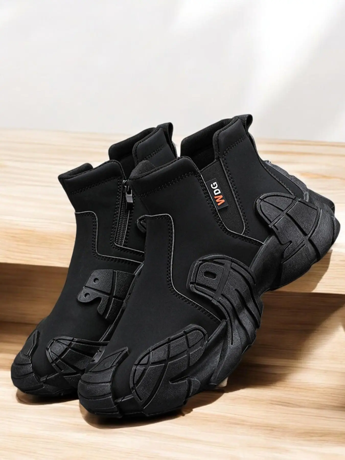 Men's Hiking Boots: Dark Mecha Style Boots with Hardcore Outsole & Chelsea Boot Design, Versatile for Outdoor & Daily Commute, Wear-Resistant & Non-Slip, Fall/Winter New Arrival, Lightweight, Durable Outdoor Hiking Boots