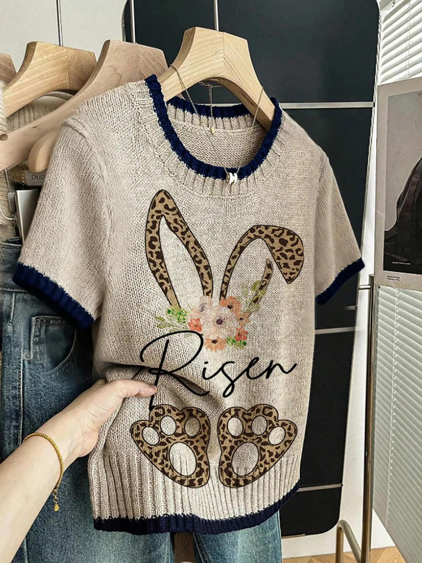 Women's Sweet Healing Leopard Print Bunny Ears Floral Animal Knit Sweater, Round Neck Short Sleeve Casual Style Fit Womenswear Knitwear Top for Spring Summer Fall