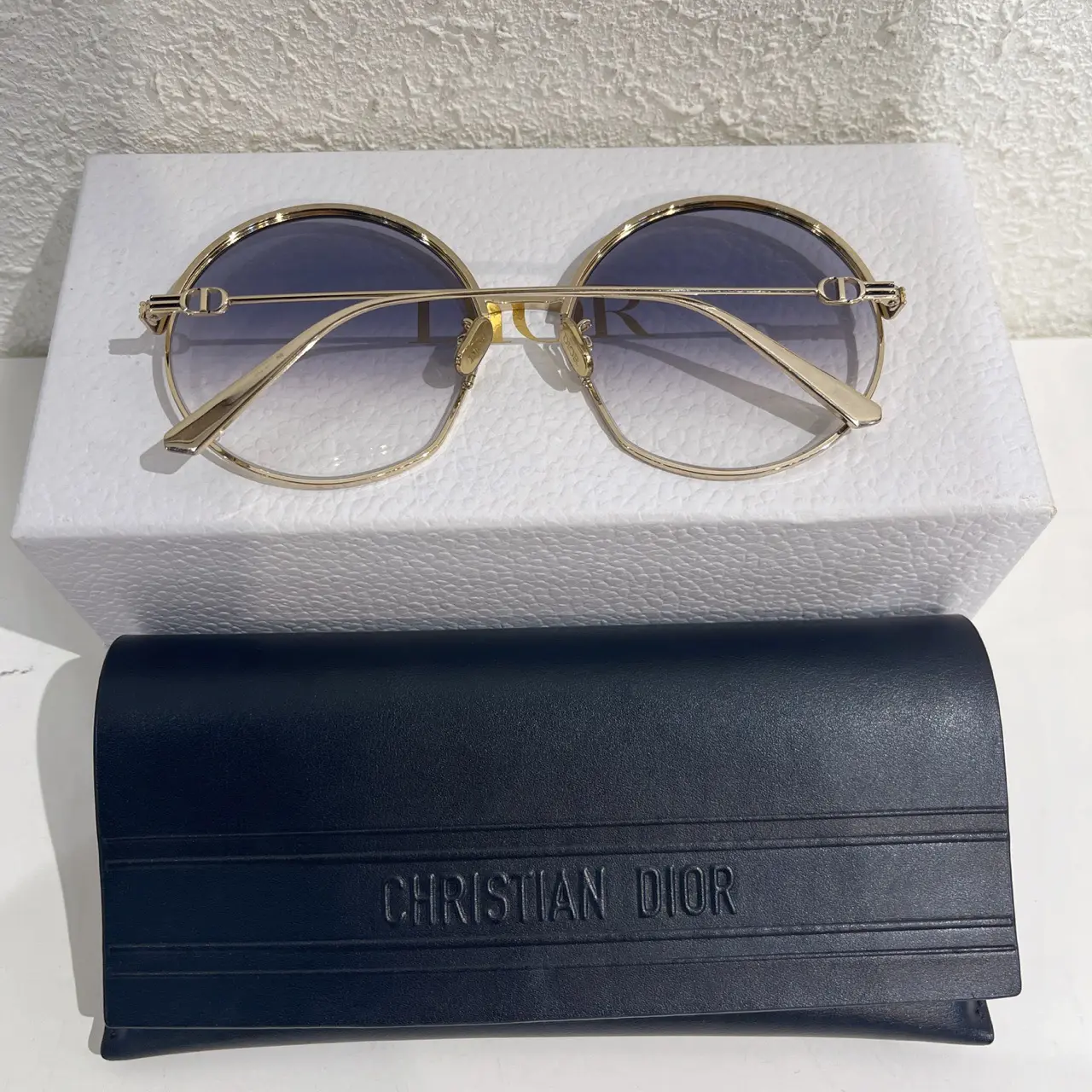 Pre-owned Christian Dior Gold Round Sunglasses