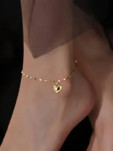 Metallic Heart Pendant Anklet, Unique Women's High Heel Accessory, Daily Wear Jewelry, Stylish Footwear Decoration, Perfect for Everyday Use