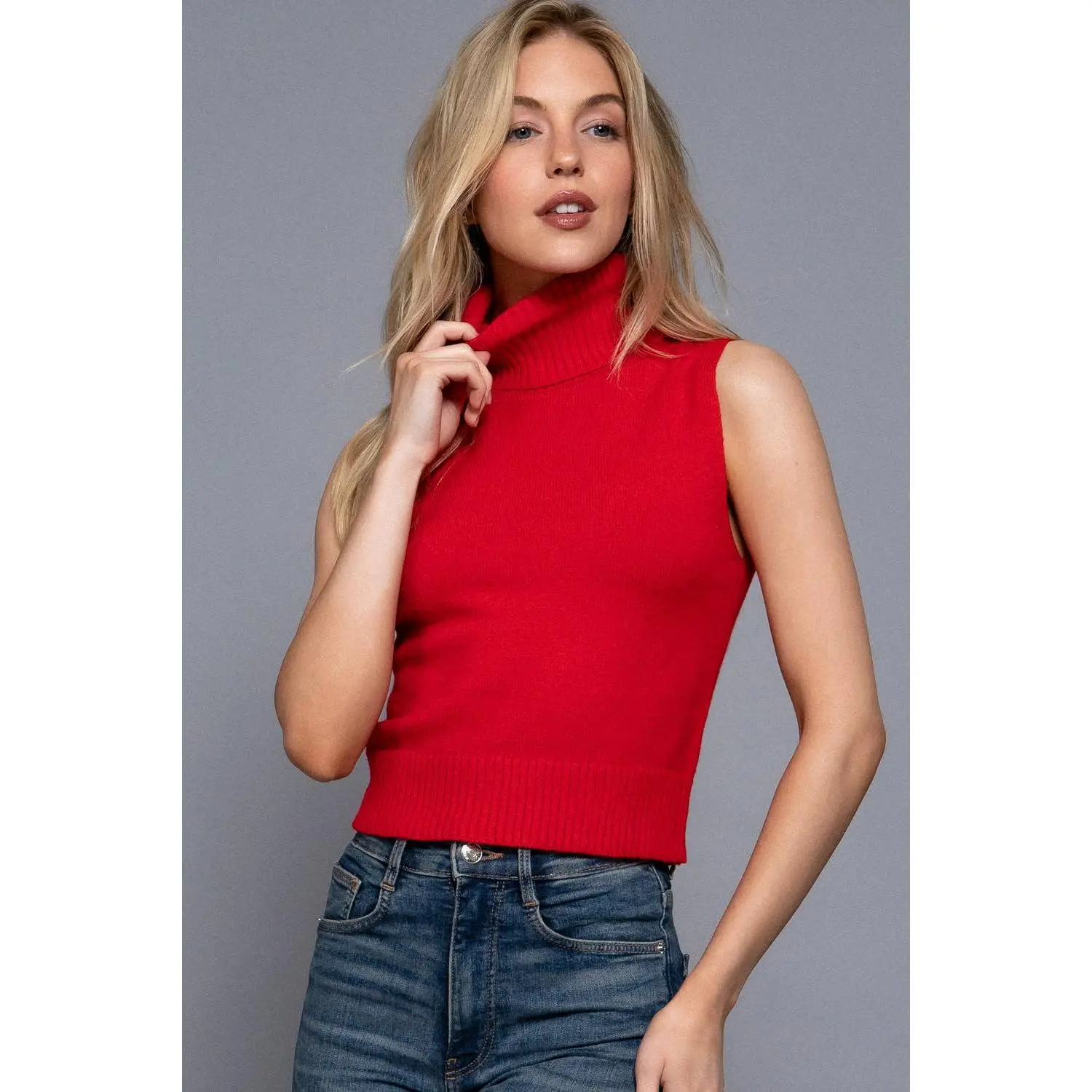 Sleeveless Turtle Neck Sweater Top