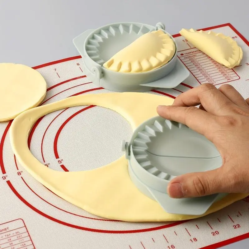 Hand kneaded dumpling maker mold, household water dumpling tool, dumpling clamp mold, Kitchen Utensils Tools