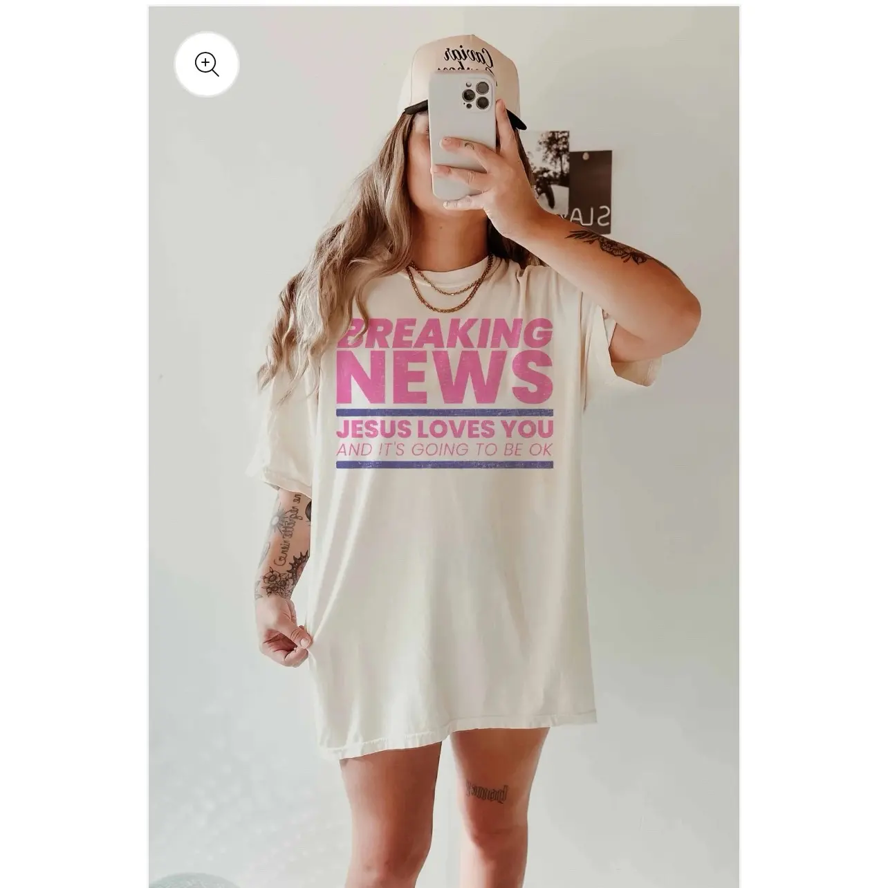 BREAKING NEWS OVERSIZED GRAPHIC TEE