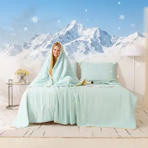 Cooling Comforter Lightweight Blanket ,Soft Fleece Blanket, Room Accessories Soft Throw Blanket for Home Office, Comfy Bedding, Gift for Summer, Machine washable, Funky Bedroom Accessories