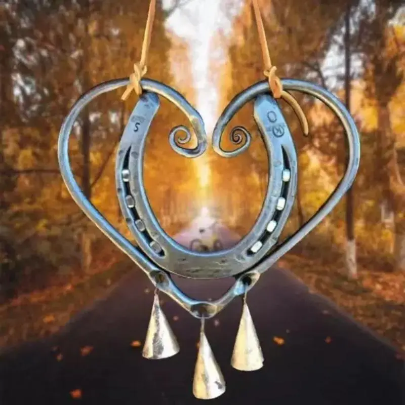 Vintage Metal Heart Shaped Wind Chime, Creative Decorative Metal Wind Chime Hanging Ornament, Hanging Decor for Home Garden Yard, Home Decor, Outdoor Wind Chimes, Garden Accessories