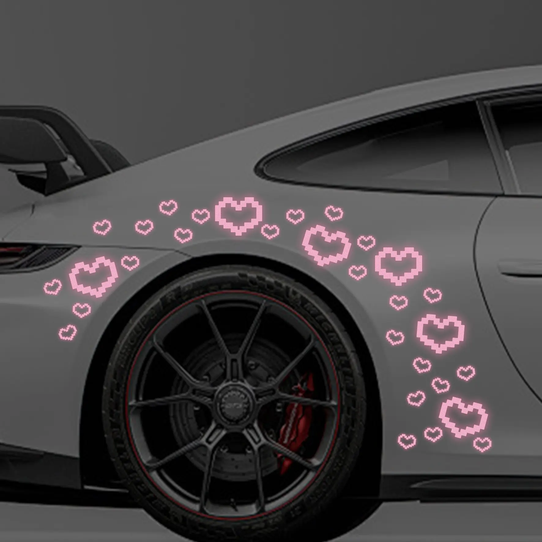 30 Heart-Shaped Reflective Car Stickers, Cute Tail Light Vinyl Decals, Girly Car Accessories, Self-Adhesive Waterproof, Night Safety Warning Signs, for Car Window, Body, Bumper, Easy To Apply, Sticker For Cars