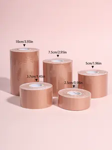 A roll of invisible breast lifting tape, strong adhesive nipple cover, Sticky nipple covers, non-woven fabric, suitable for weddings, formal events, daily life, firmly fixed, seamless wearing, compatible with A- E cup sizes