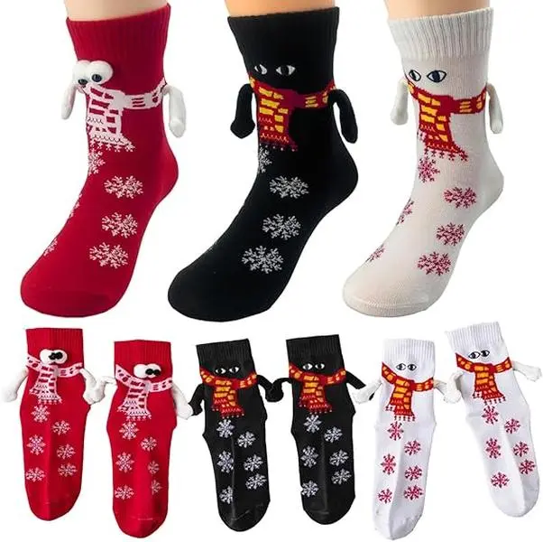 Funny Christmas Couple Socks - 2 Pairs Holding Hands Magnetic Mid-Tube Socks for Couples & Friends Funny Gift for Friends Couples Tubesocks