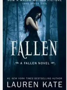 Fallen Ser.: Fallen by Lauren Kate (2010, Trade Paperback)-Good Book.