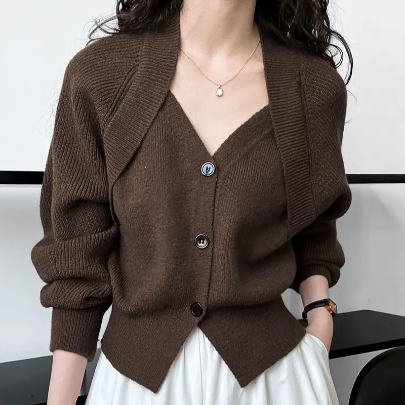 Patchwork V-neck Button Sweater Patchwork V-neck Button Sweater