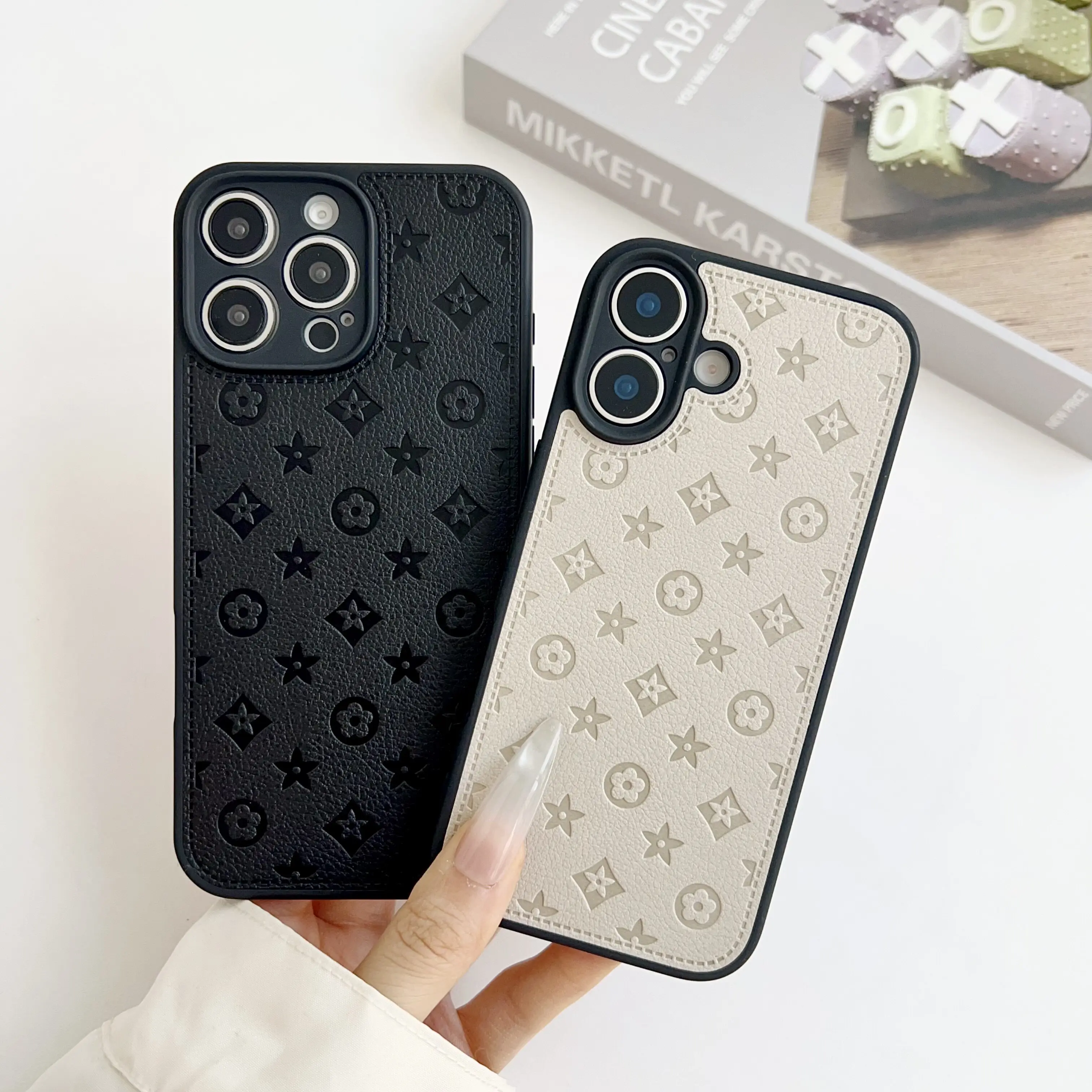 Luxury Embossed Floral Faux Leather Phone Case, Trendy Elegant Couple Protective Cover for iPhone 17promax 17Air 16plus 15pro 14promax 13pro，Vintage Designer Embossed Floral Leather Case, Smartphone, Handheld, Cellphone