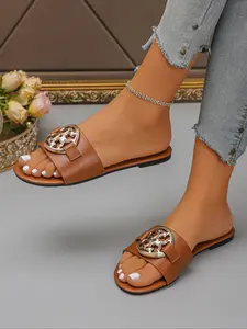 New Summer Round Toe Flat Sandals, Buckle, Casual Vacation Style, Comfortable Sole, Perfect for Beach Holidays, Fashionable Comfy Sandals