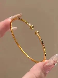 Elegant Women's Stainless Steel Bangle Bracelet, Minimalist Open Circle Design, Fashionable Daily Wear Jewelry Accessory, Stainless Steel Bracelets