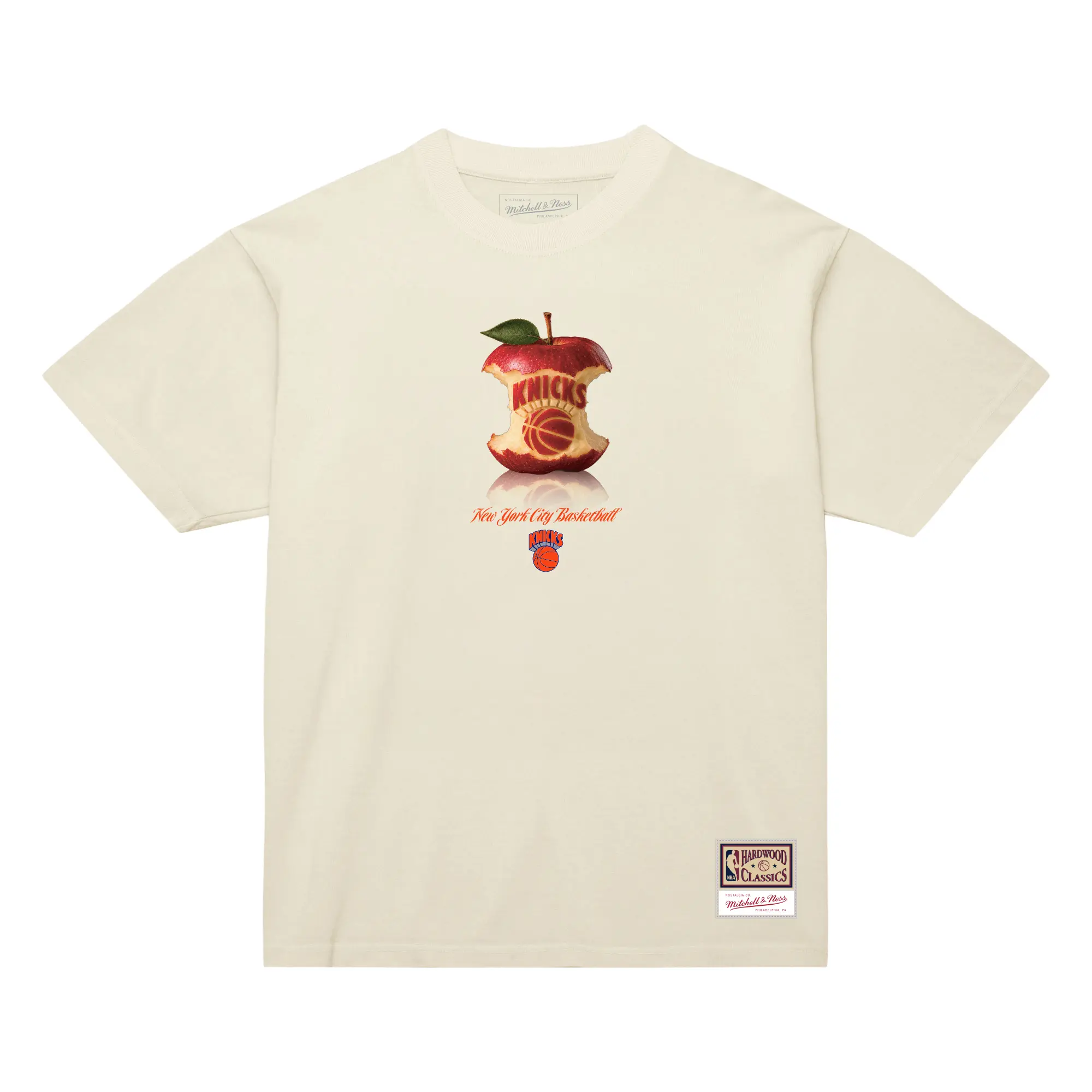 New York Knicks Court Apple T-Shirt - Vintage NBA Graphic Tee, Mitchell & Ness