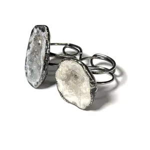Natural Geode Crystal Adjustable Ring For Women Vintage Agate Stone Open Band Ring Raw Mineral Statement Jewelry Boho Fashion Gift Accessory