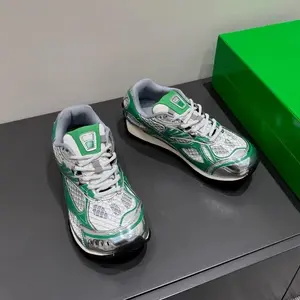 Men's Retro-Inspired Daily & Casual Lace-Up Low Top Running Shoes - Breathable Microfiber & PVC Fabric, Non-Slip Rubber Sole, Round Toe, All Seasons Comfort & Durability