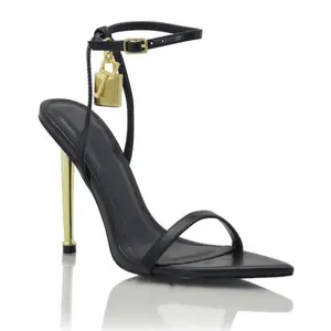 Lock it Up Heel (Black)