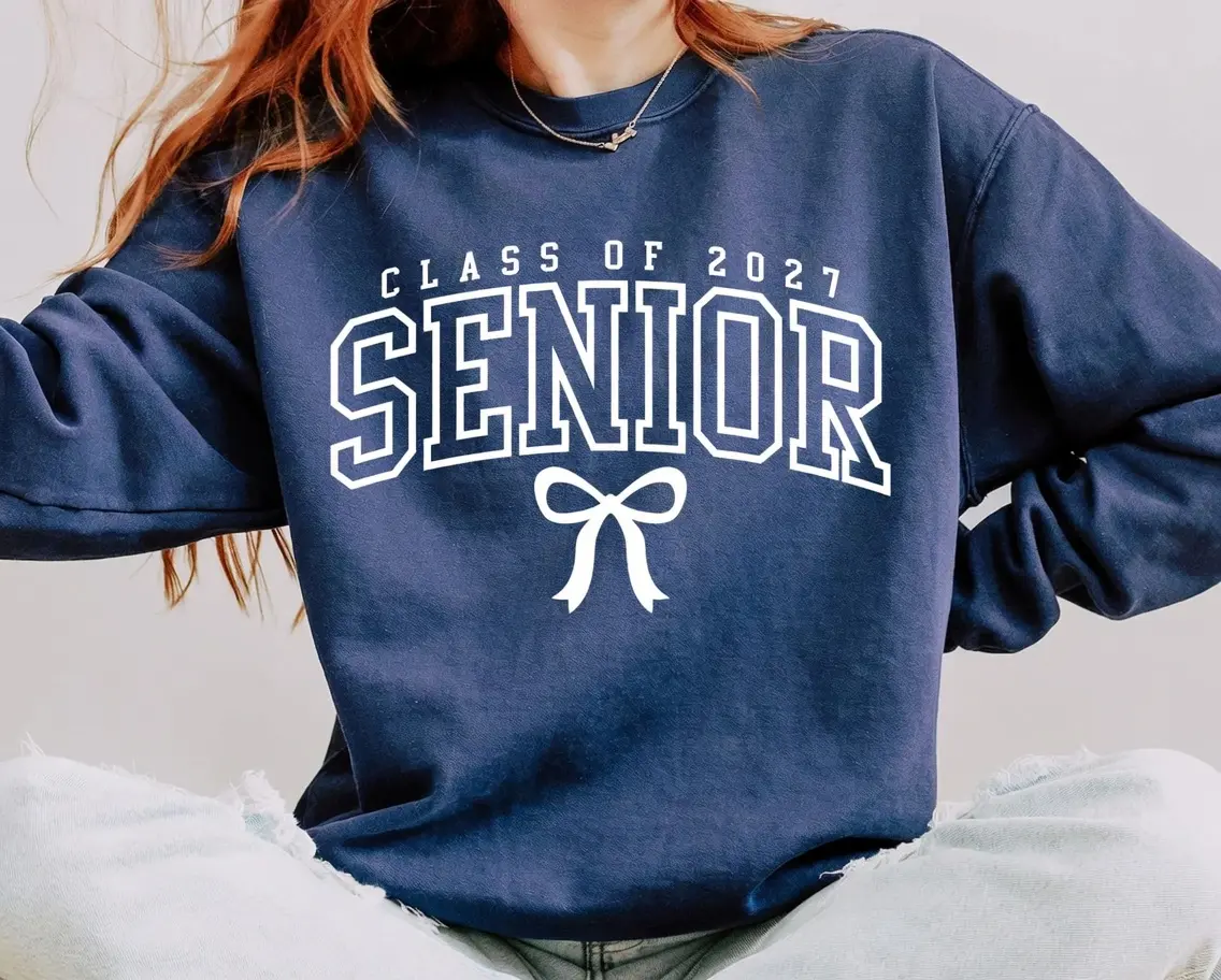 Senior 2027 Sweatshirt for Girls, Navy Class of 2027 Crewneck Pullover, White Bow Graduation Sweatshirt Gift for High School Seniors