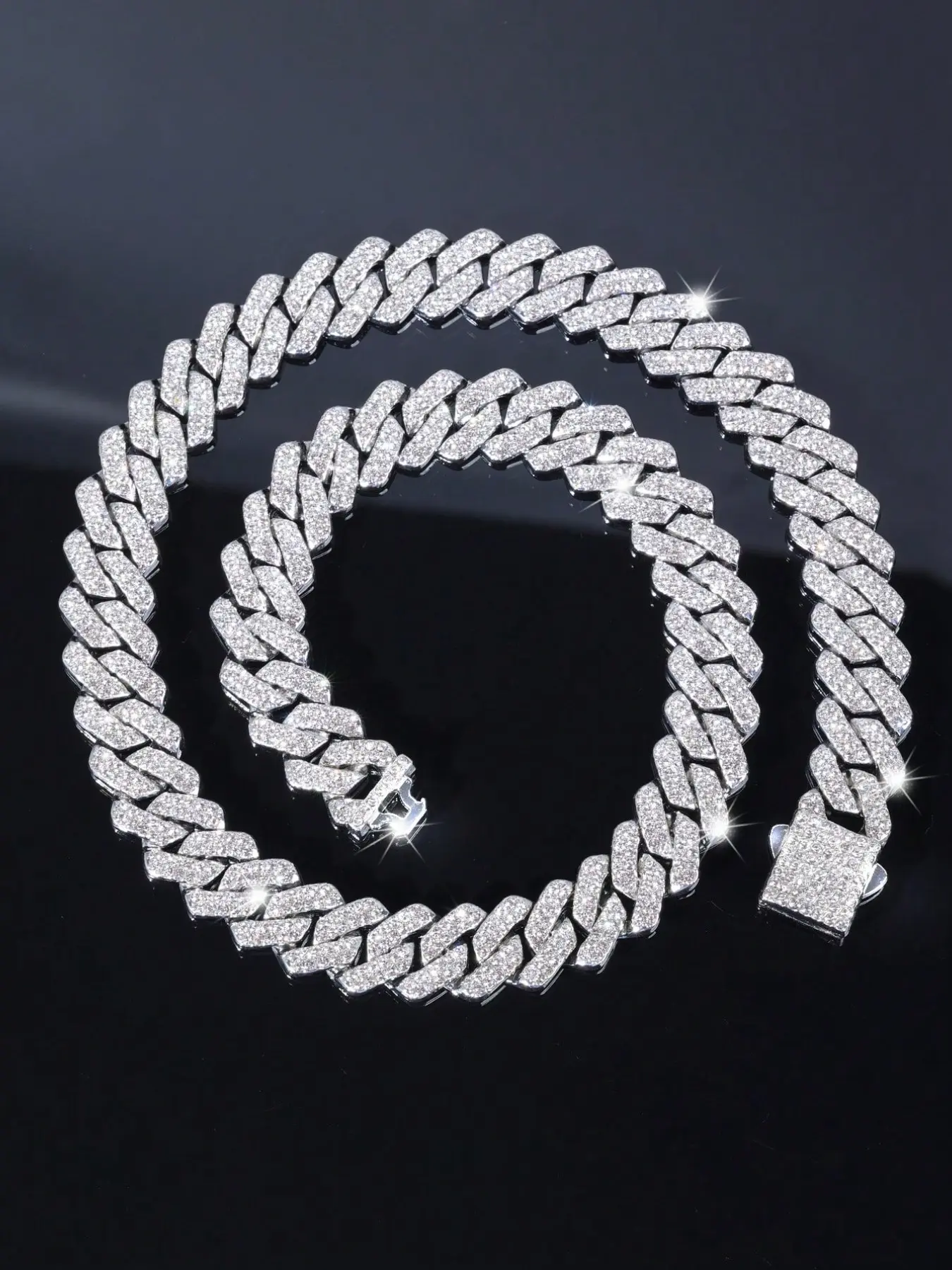 1 Piece Silvery Tone Zinc Alloy Iced-Out Cuban Link Design Jewelry Necklace Chains, Rapper's Bracelet, Bold Hip-Hop Style, Perfect for Guys, Streetwear, Concerts, Parties & Gifting