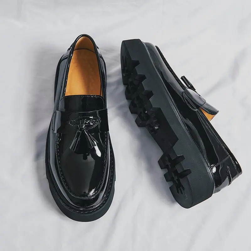 Men's Slip On Loafers, Black Patent Leather Tassel Dress Shoes with a Round Toe and Thick Rubber Platform Sole, British Style Casual Footwear, Ankle, Holiday, Plain, Breathable