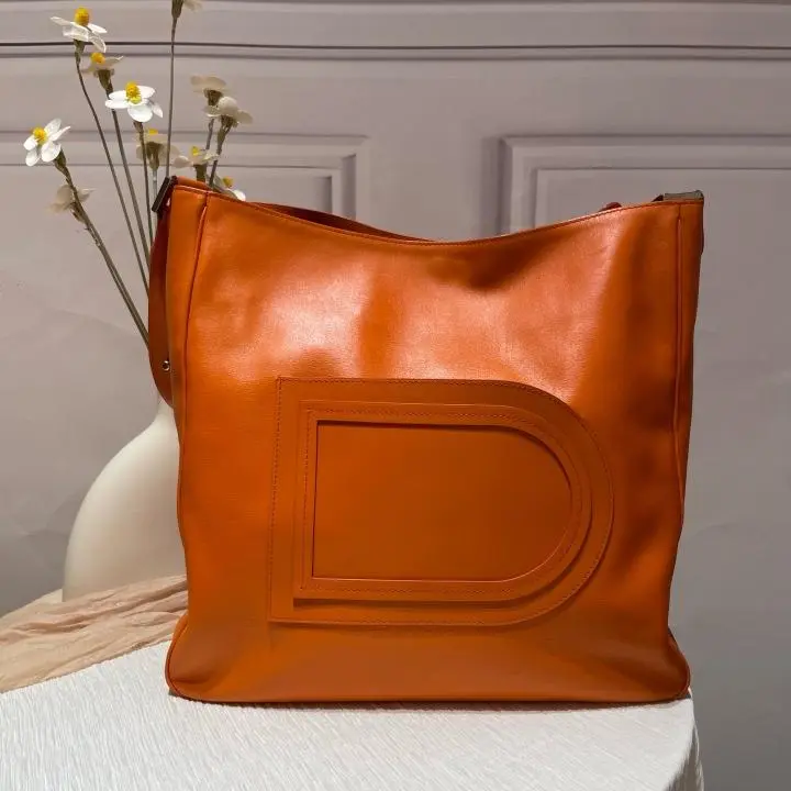 Pre-owned Delvaux Louise GM Orange Pebbled Leather Shoulder Bag ZX178