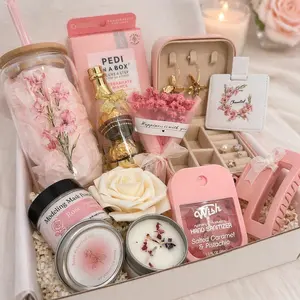 Personalized Mother’s Day Gift Box for Mom, Custom Name Gift Set, Pink Gift Basket, Tumbler Gift Box for Her, Mom Birthday Gift