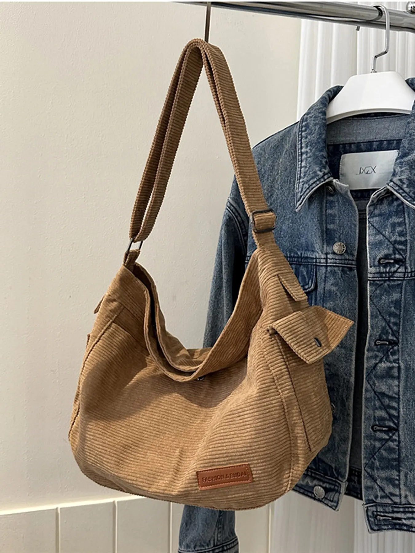 canvas shoulder messenger bag, Canvas Messenger Bags, Crossbody Tote Bag, solid color shoulder commuter bag, student class messenger bag, suitable for commuting, daily matching and other scenarios