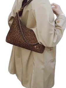 Stylish Leopard Print 2026 New Women's Chain Shoulder Crossbody Bag, Suede Casual Tote for Commute and Everyday Use