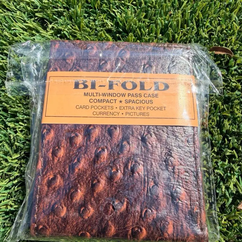Men’s Brown Bifold Wallet | Slim Everyday Wallet with Multiple Card Slots