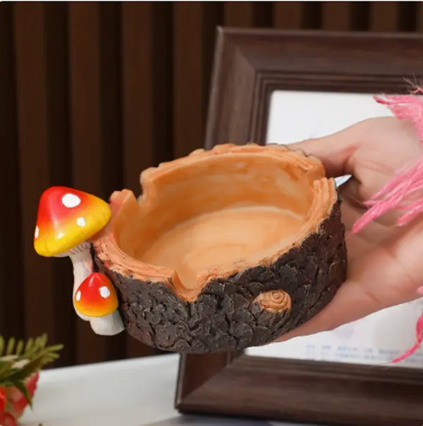 Resin Tree Stump & Mushroom Ashtray - New Creative Adorable Home Decor, Fun Desktop Figurine Craft for Home Use