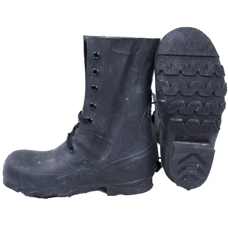 Mickey Mouse Extreme Cold Weather Boots - Comfortable Design for Cold Weather Use