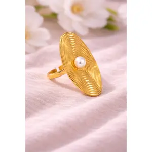Gardenia Signet Ring