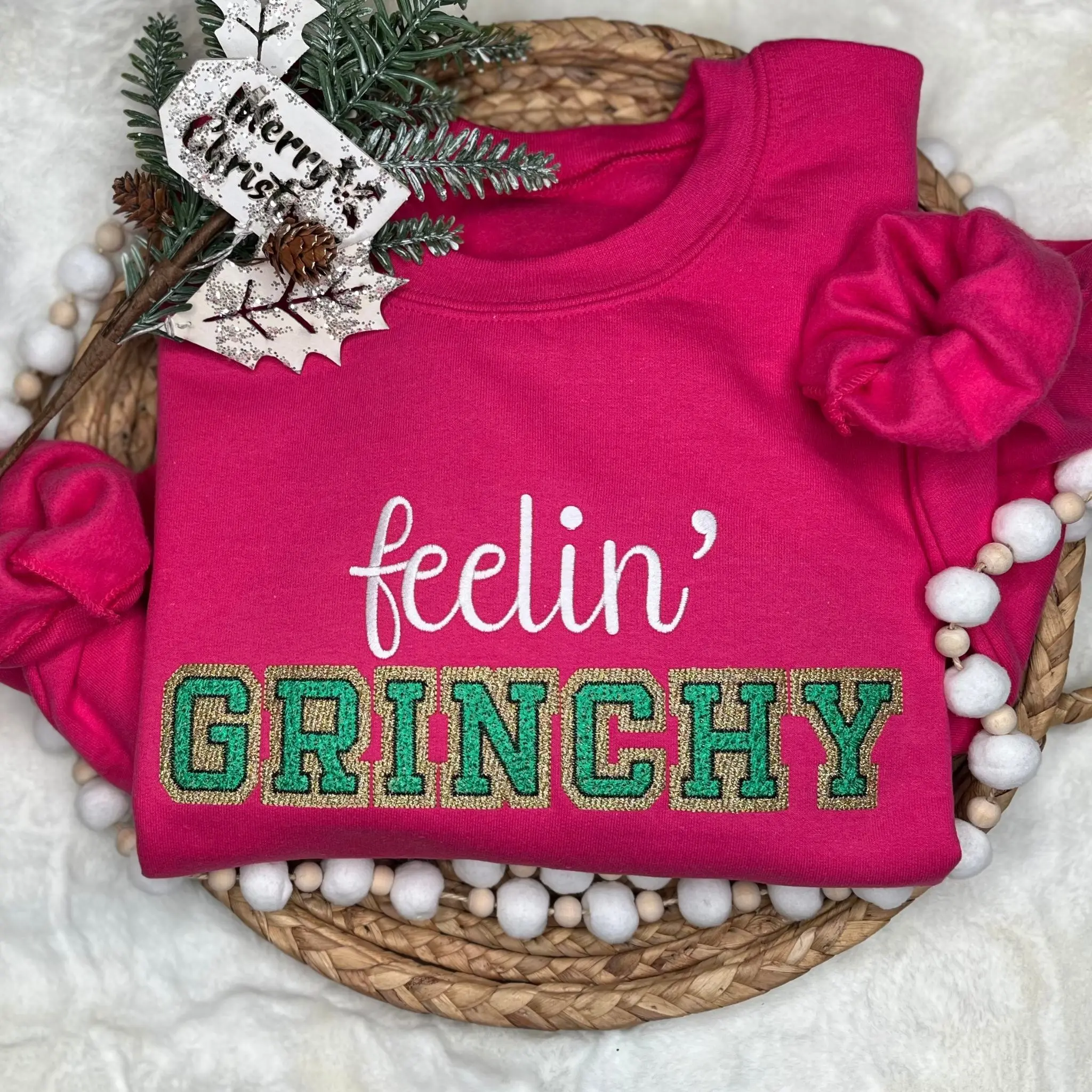 Feelin’ Grinchy Christmas Sweatshirt – Funny Holiday Crewneck for the Sassiest Season