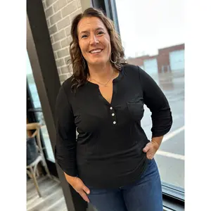 Henley Neck Blouse (Plus)